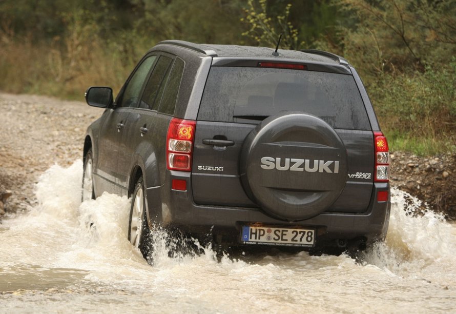 Suzuki Grand Vitara 200