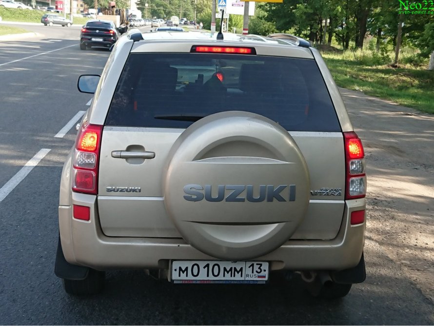 Сузуки Гранд Витара 2008 вид сзади