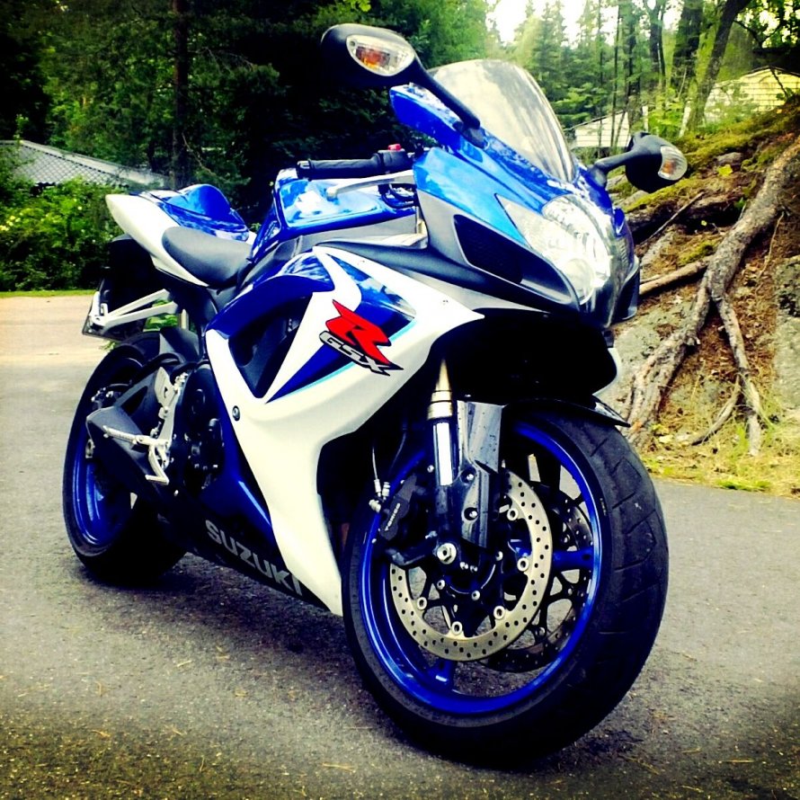 Suzuki джиксер