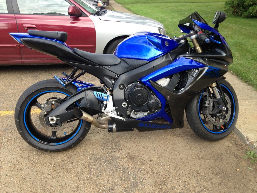Suzuki GSXR 600 k9