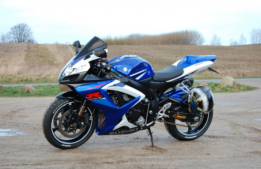 Сузуки мото GSX r750