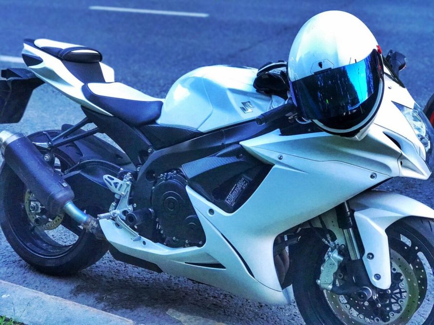 Suzuki GSX-R 750 k8