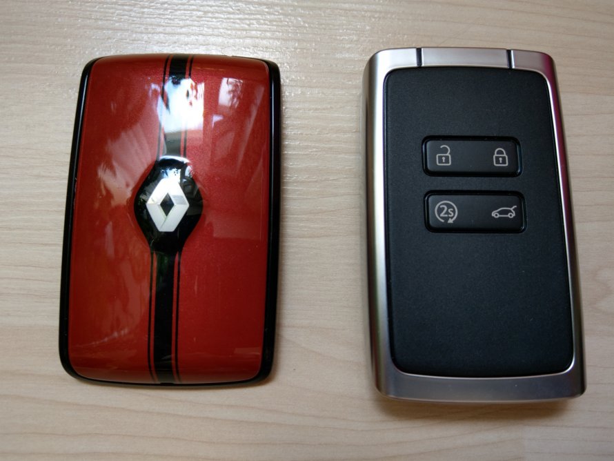 Renault Arkana ключ зажигания