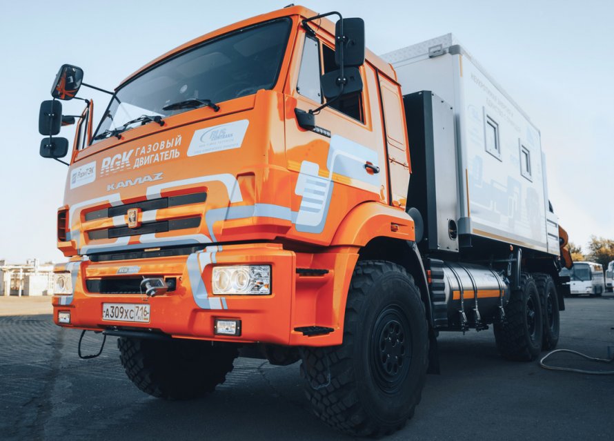 Грузовики КАМАЗ 43118 на газу
