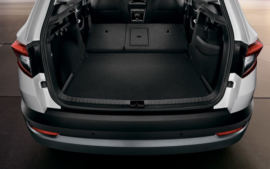 Skoda Karoq 2021 багажник
