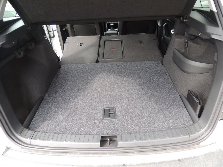 Skoda Karoq Interior багажник