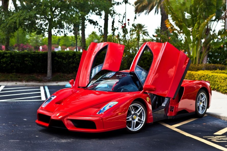 Ferrari Enzo 1990