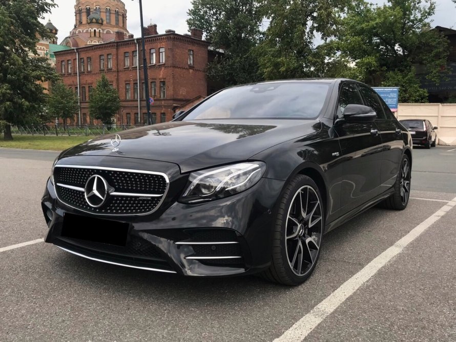 Mercedes Benz e 213