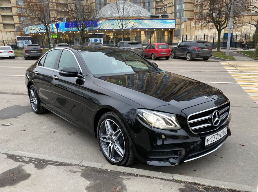 Мерседес е класс АМГ W 213 R