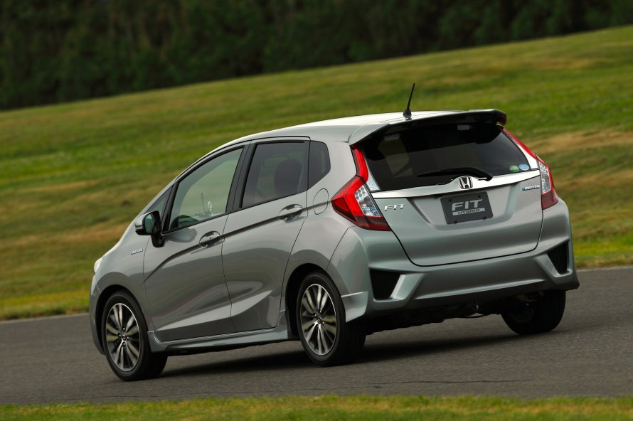 Honda Fit Hybrid 2015