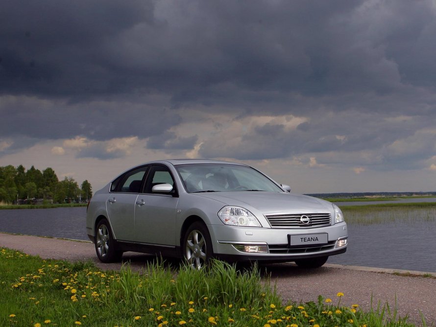 Nissan Teana j31