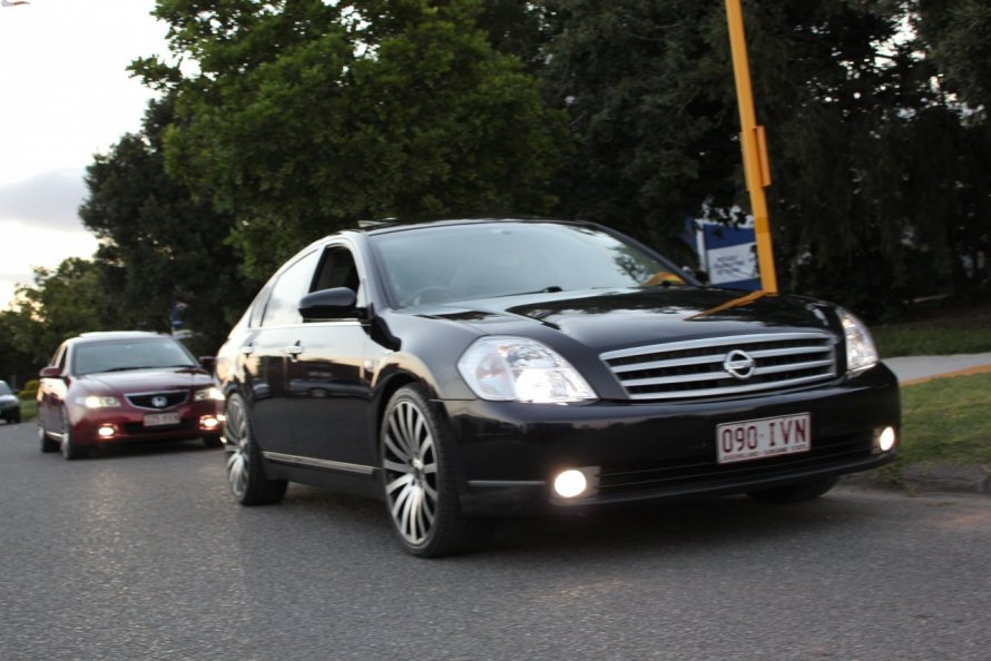 Nissan j31 стробоскопы