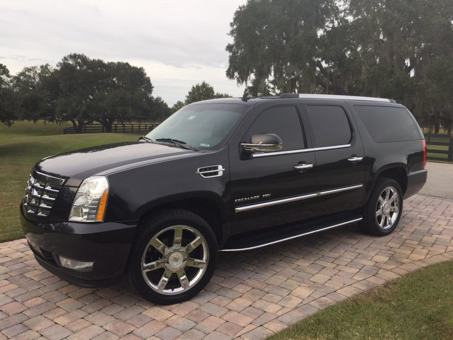 Cadillac Escalade 15