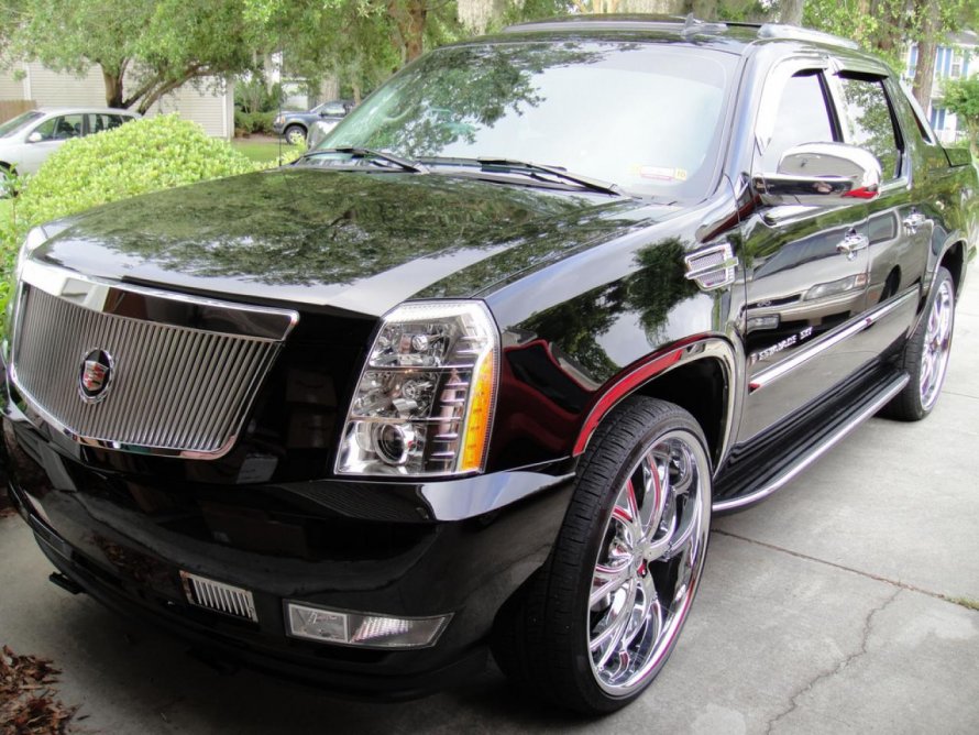 Cadillac Escalade Hennessey hpe1000