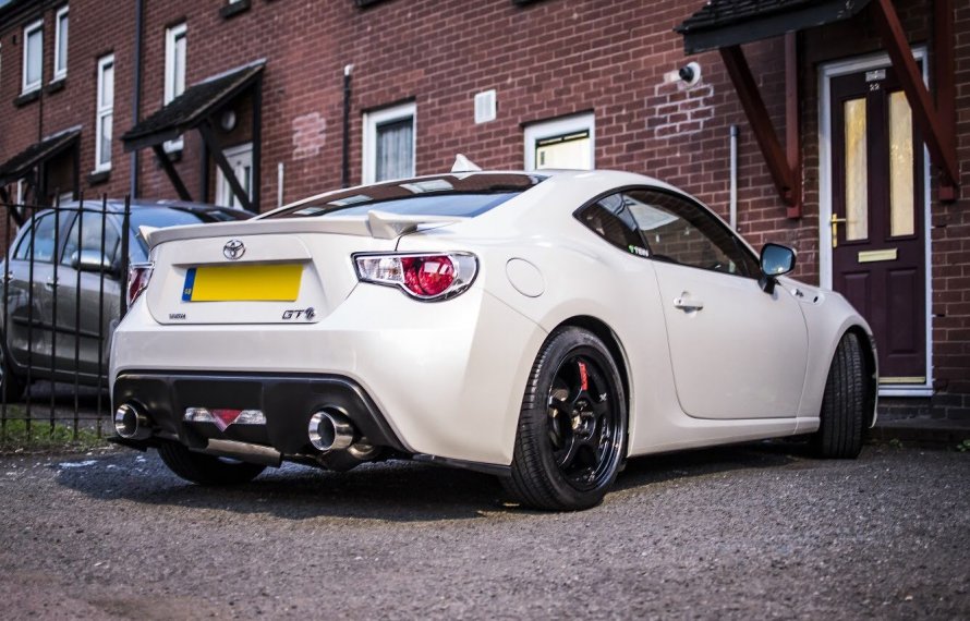Тойота gt 86 и Subaru BRZ