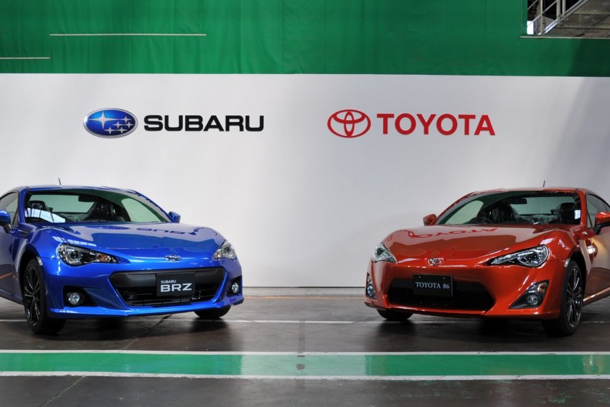 Subaru BRZ И Toyota gt 86