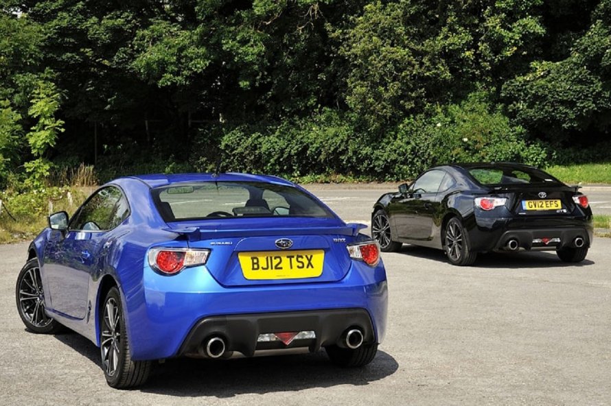 Toyota gt 86 и Субару брз