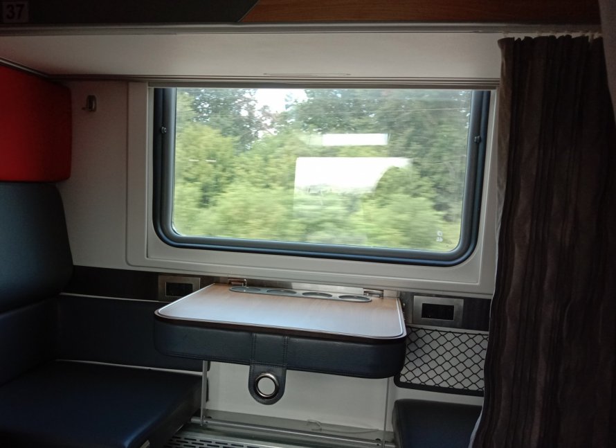Поезд 216 Адлер Санкт-Петербург