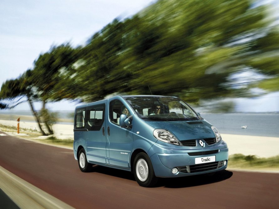 Renault Trafic II поколения (2001-2013)