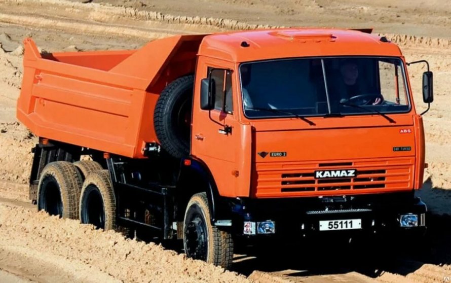 Грузовой самосвал КАМАЗ 55111