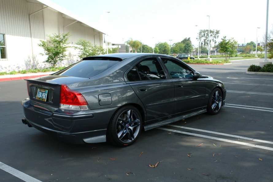 Volvo s60 2004 r Design