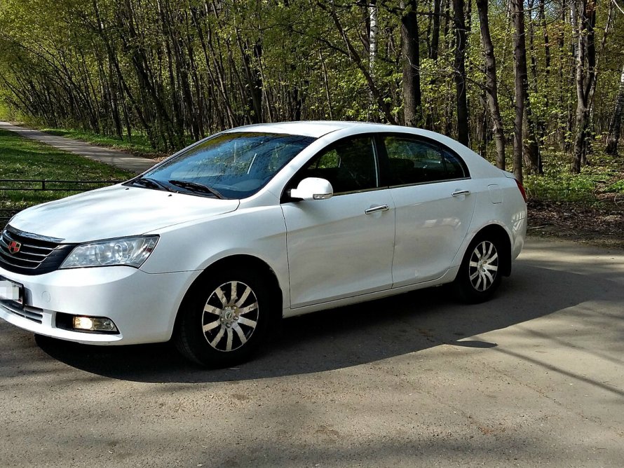 Geely Emgrand ec7 белый