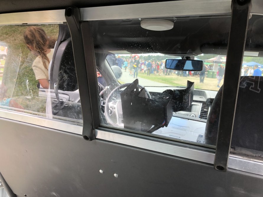 Автомобиль патруль изнутри