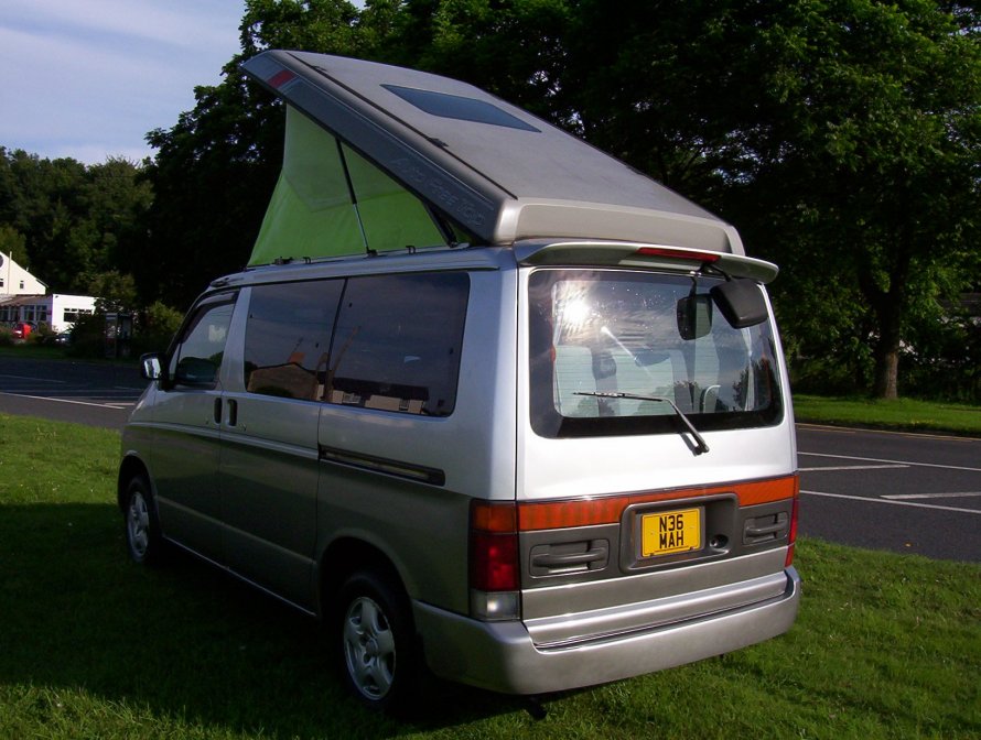 Mazda Bongo Friendee с багажником