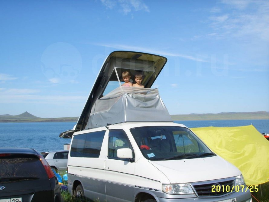 Mazda Bongo Friendee палатка