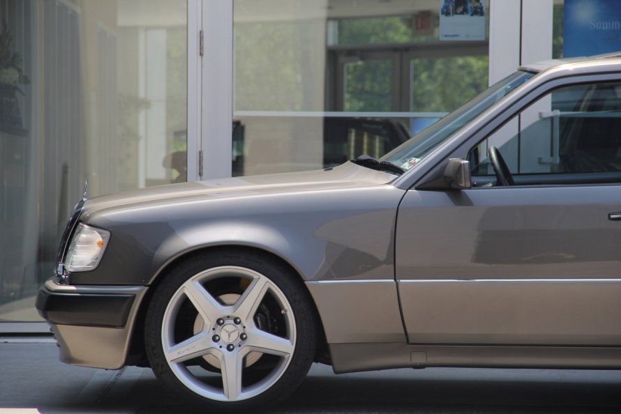 Mercedes Benz e500 w124 волчок