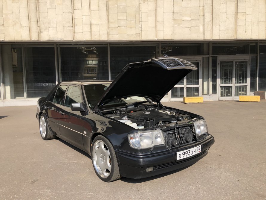 Мерседес w124 e500