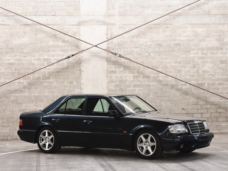 Mercedes Benz w124 e500