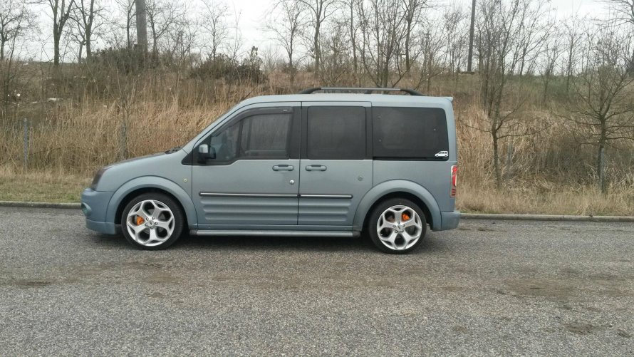 Ford Tourneo Sport van