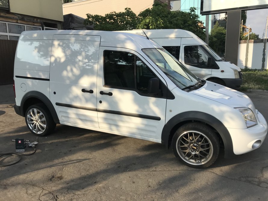 Ford Tourneo connect и Transit connect