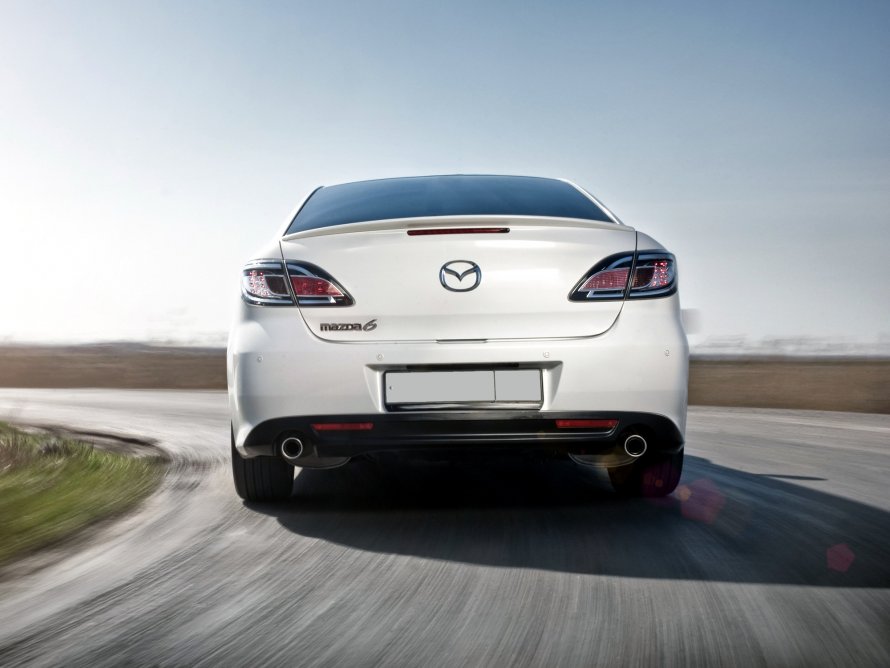 Mazda 6 2013 сзади
