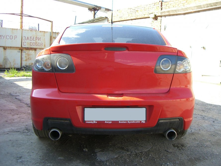 Камера заднего вида Mazda 3 BK седан
