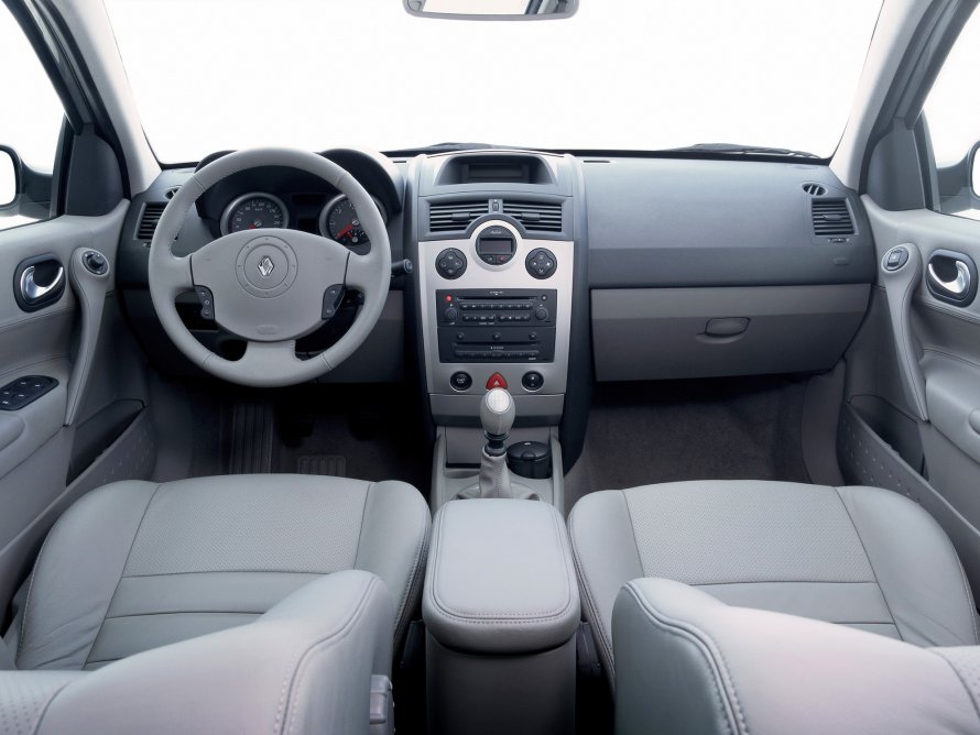 Renault Megane, 2005 салон