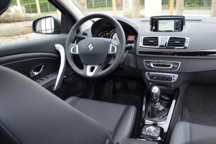 Renault Megane 3 салон автомат