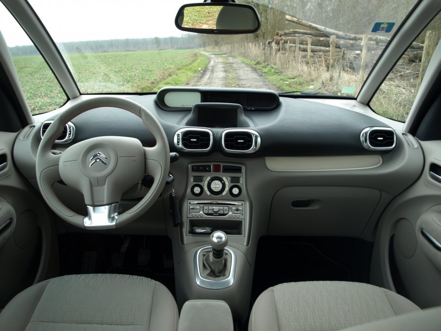 Citroen c3 Picasso салон