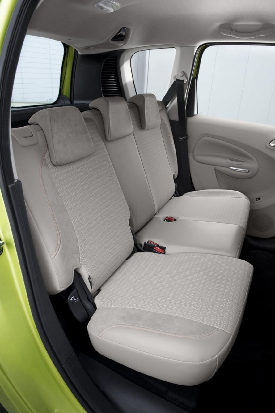 Citroen Picasso с3 салон
