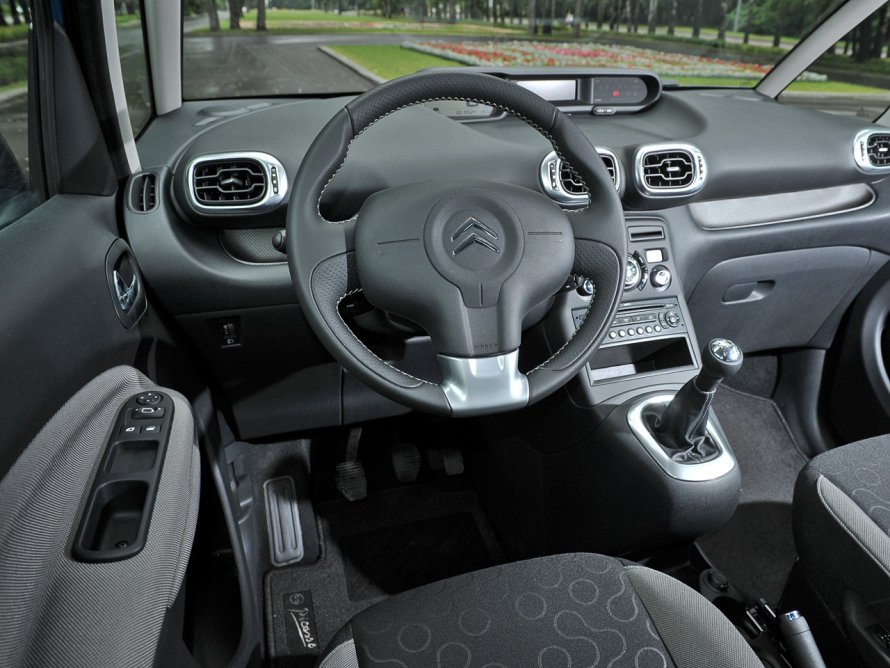 Citroen c3 Picasso салон