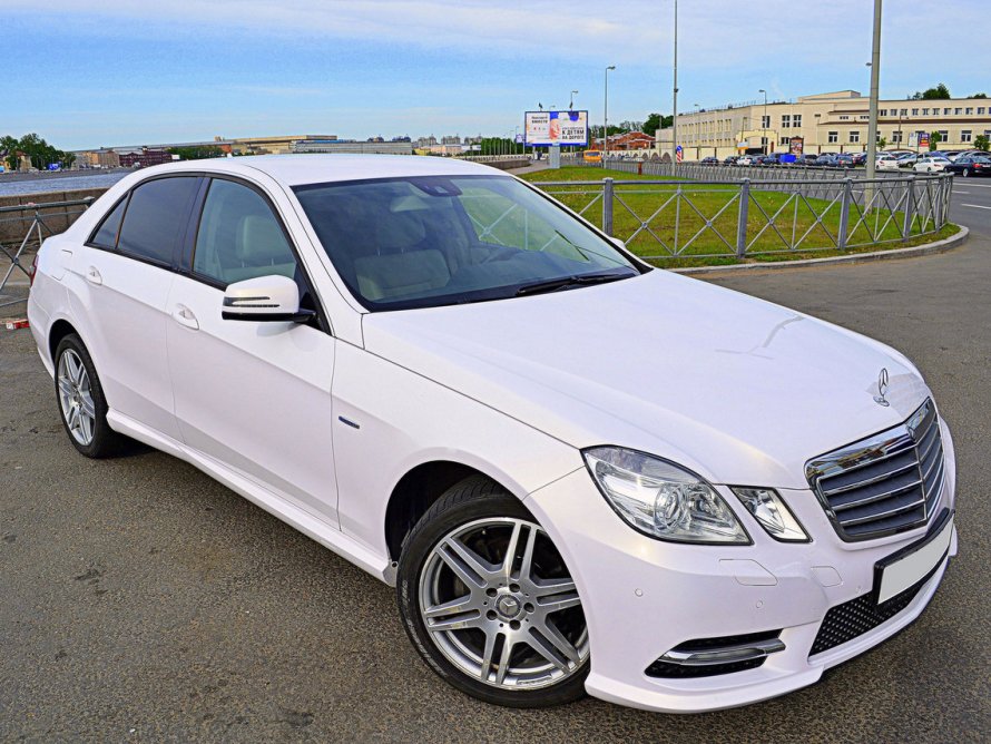 Mercedes e212 2012