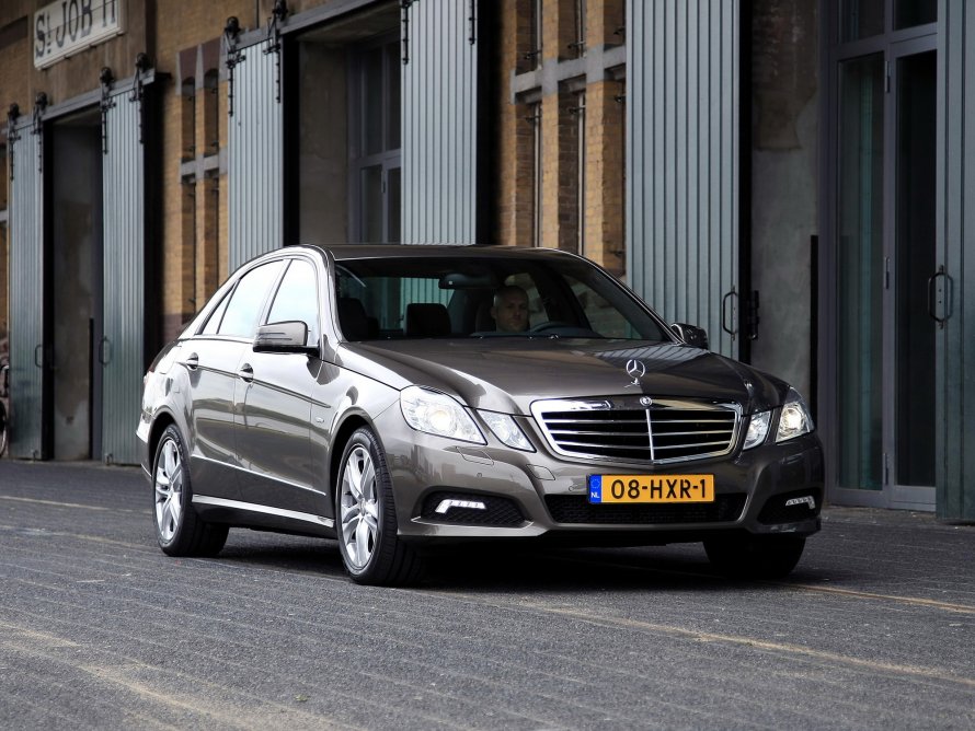 Mercedes-Benz w212