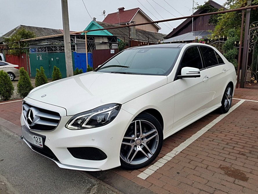 Mercedes Benz w212 белый