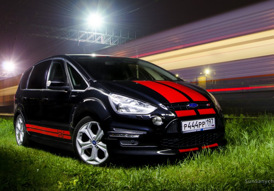 Ford s Max Tuning