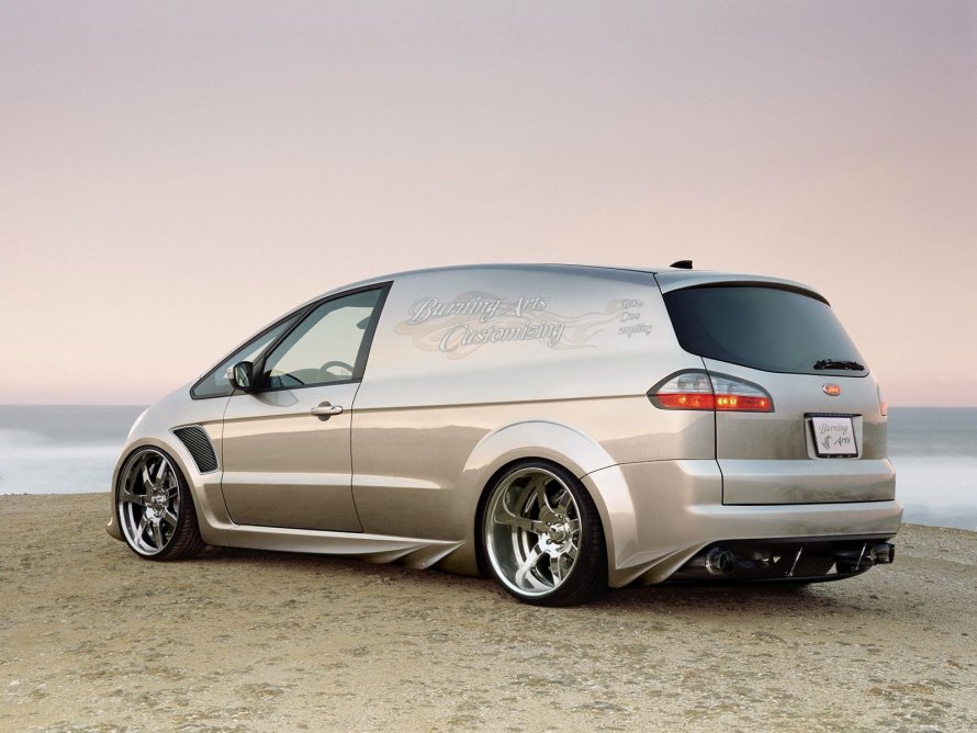 Ford s Max Tuning