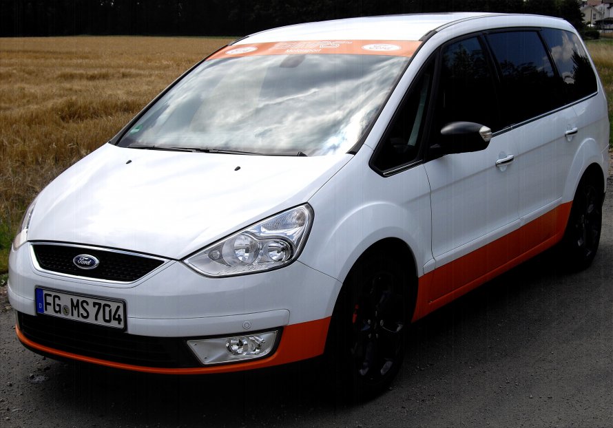 Galaxy z Ford 2