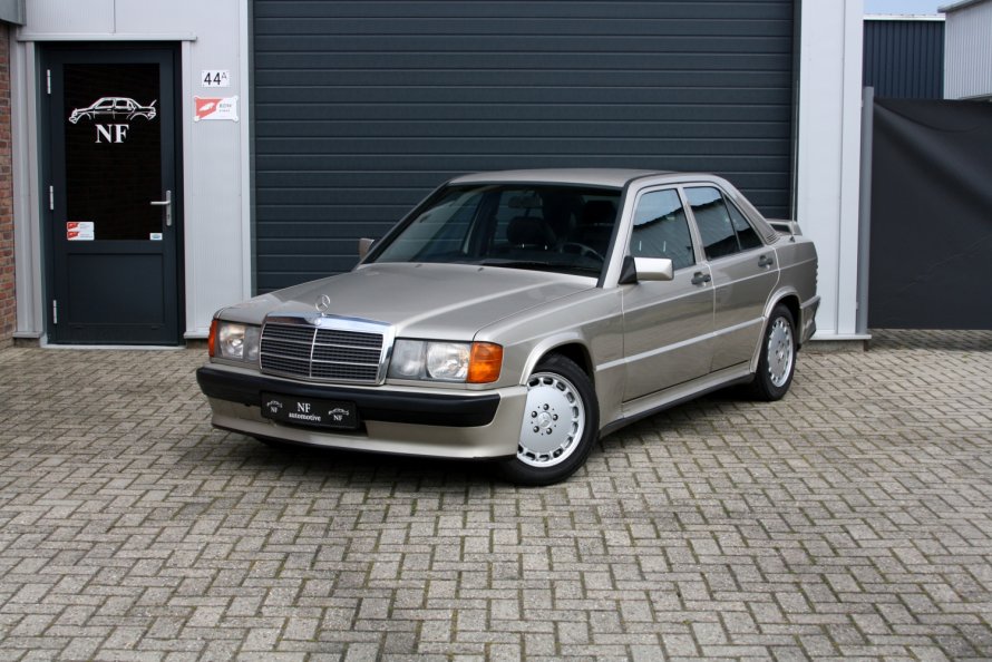 Mercedes Benz 190e