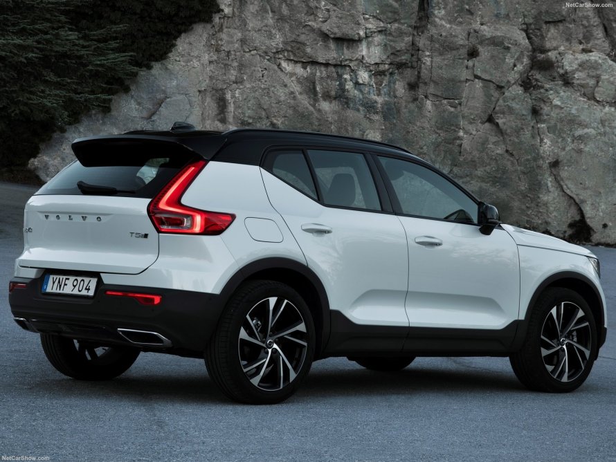 Вольво кроссовер xc40