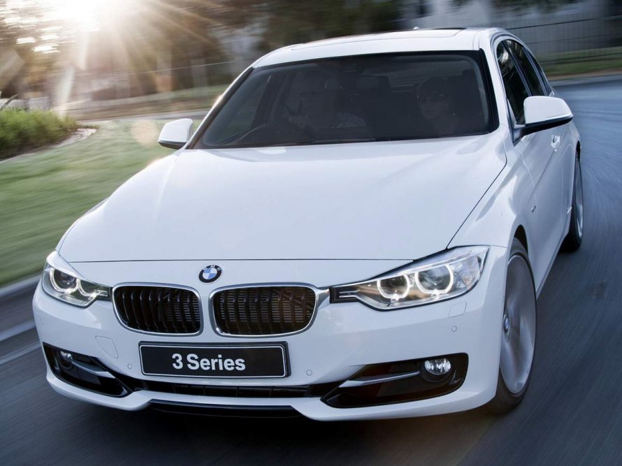 BMW 3201 XDRIVE черная